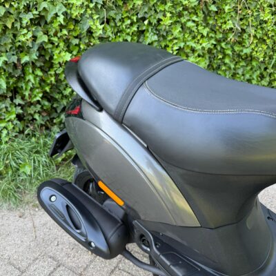 Piaggio Zip SP 45 km PORSCHE AGAAT LED BETAAL met in3