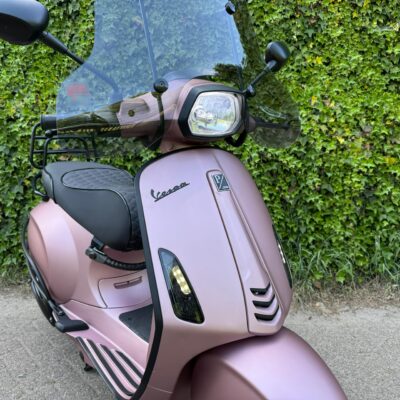 Vespa Sprint CUSTOM ROSE GOLD 45km BETAAL met in3
