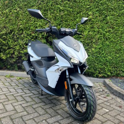 Kymco NEW Super 8R 50 scooter
