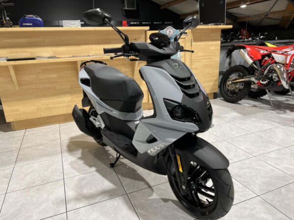 Peugeot Speedfight 4 NIEUW 45km E5 SCOOTER Iced Grey BETAAL met in3 - Afbeelding 4