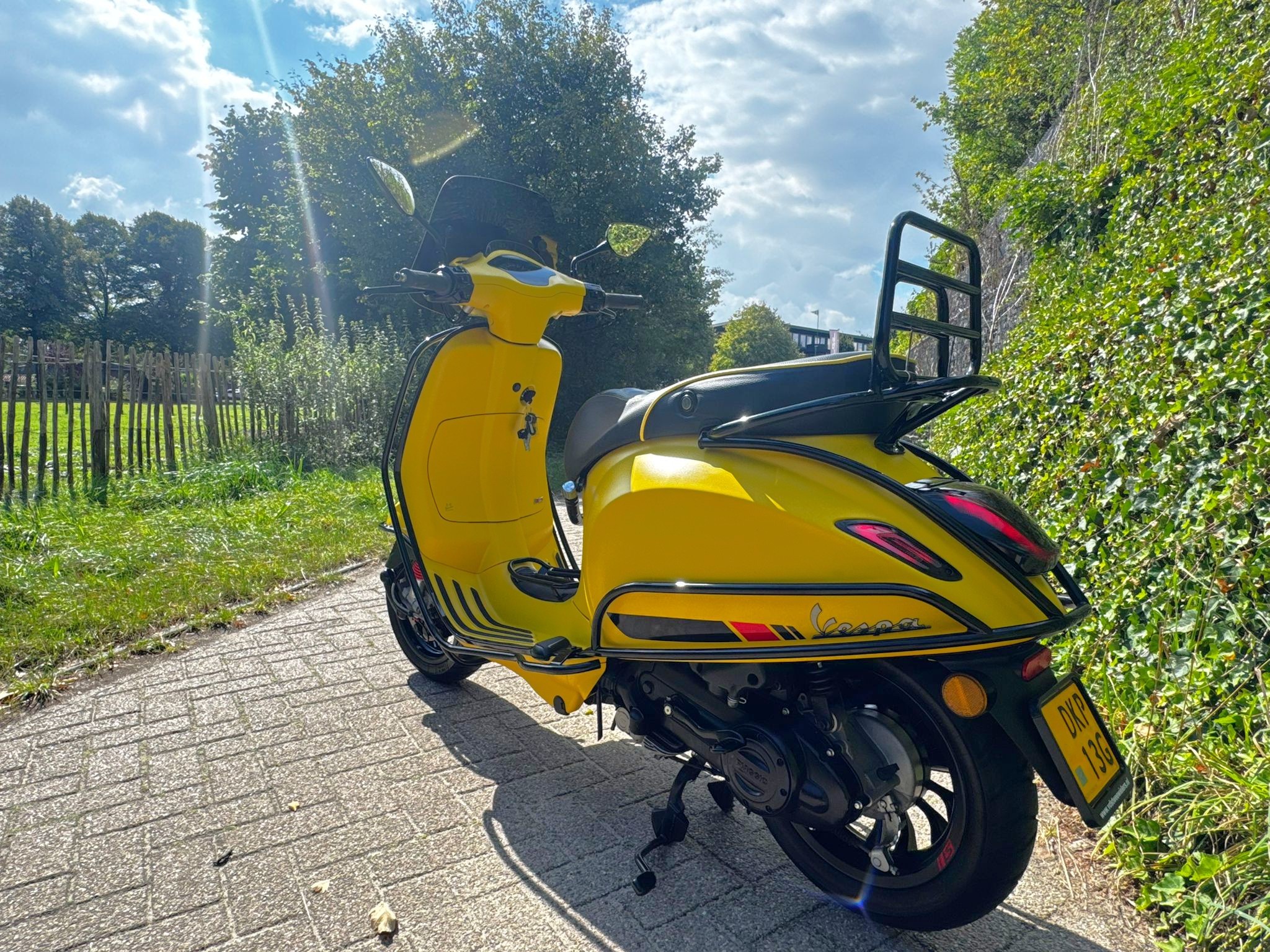 Vespa Sprint S 1416 km Custom 45km Scooter UNIEK BETAAL met in3 - Afbeelding 5