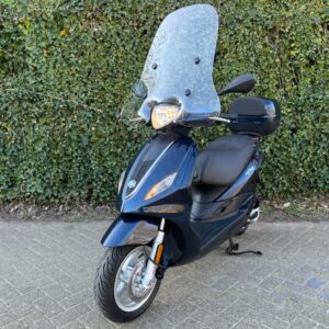 Piaggio New Fly 4t Midnight Blue TOP STAAT BETAAL met in3