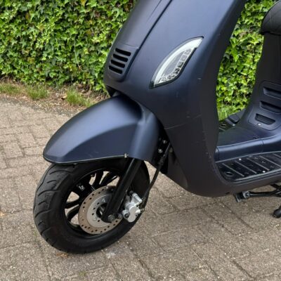 AGM VX50 Injectie EURO5 45 km Windscherm BETAAL met in3