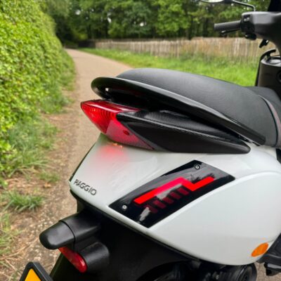 Piaggio Zip SP E5 45 km WHITE – BLACK ALPHA BETAAL met in3