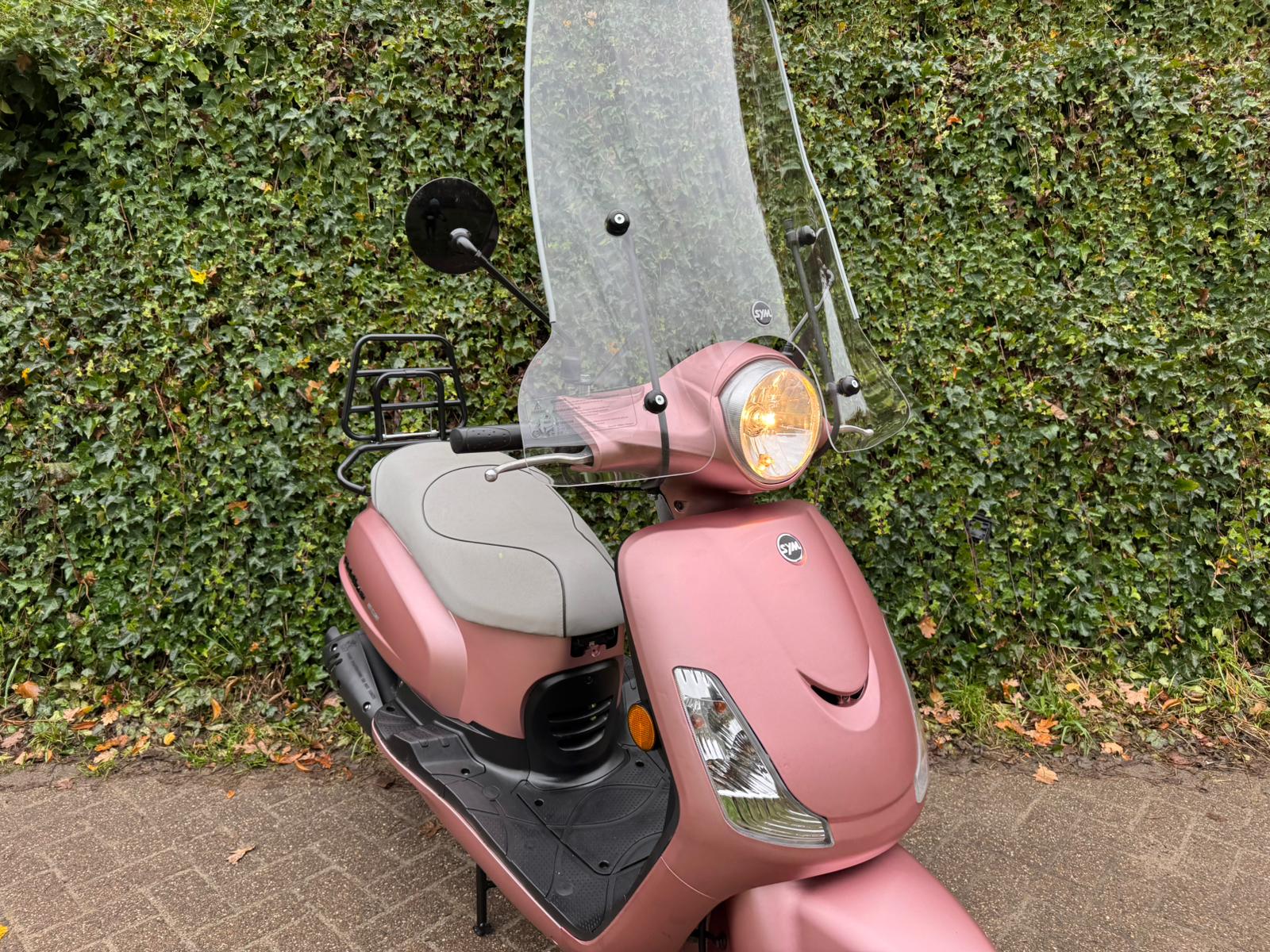 SYM Fiddle 2 Rose Gold Windscherm Hoog BETAAL met in3 - Afbeelding 4