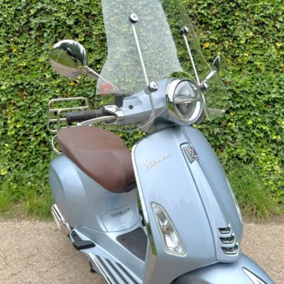 Vespa Primavera Grigio Delicato EURO5 Scooter BETAAL met in3