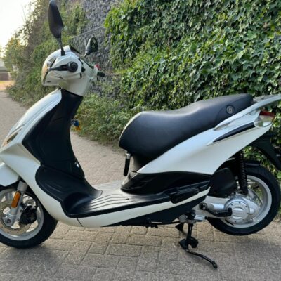 Piaggio New Fly 45 km Scooter Nette Staat BETAAL met in3