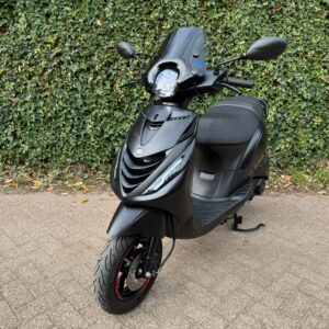 Piaggio Zip SP MAT Zwart 45km ALPHA Matrix BETAAL met in3