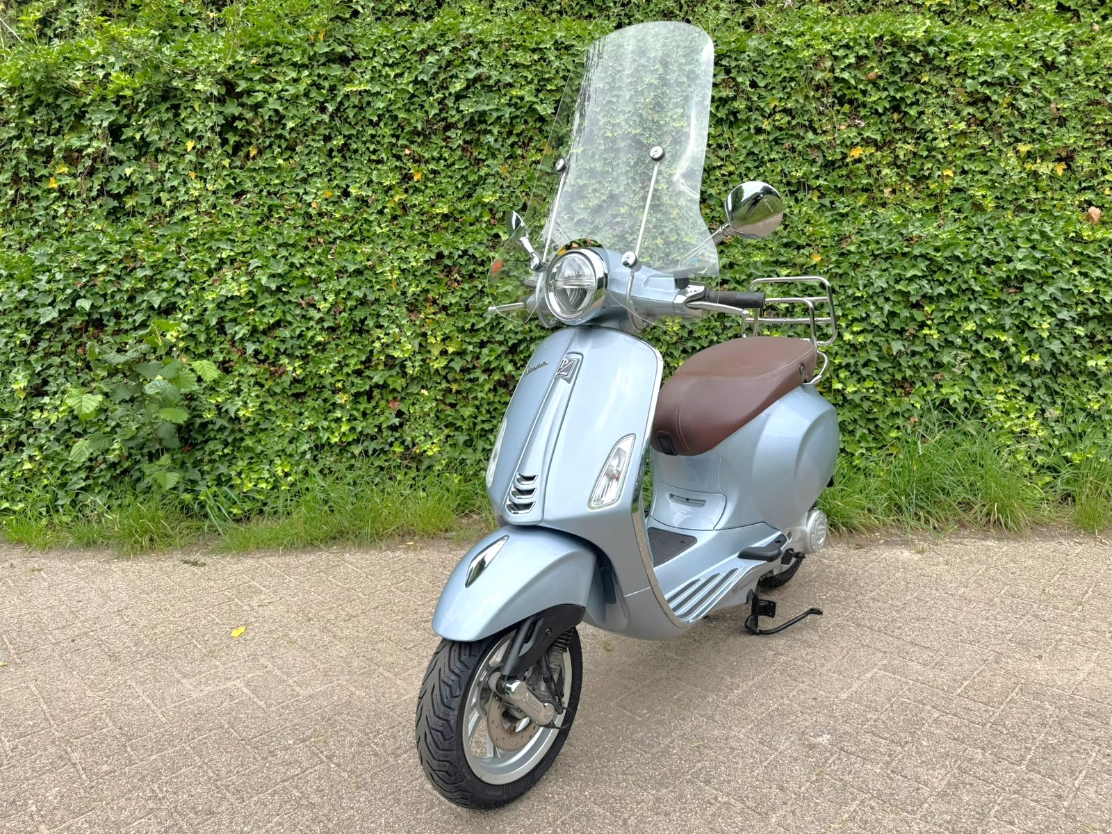 Vespa Primavera Grigio Delicato EURO5 Scooter BETAAL met in3