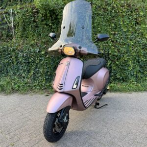 Vespa Sprint ROSE GOLD CUSTOM Scooter BETAAL met in3