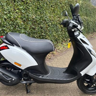 Piaggio Zip SP Pearle White VW GTI Alpha Matrix 45km EURO5 BETAAL met in3
