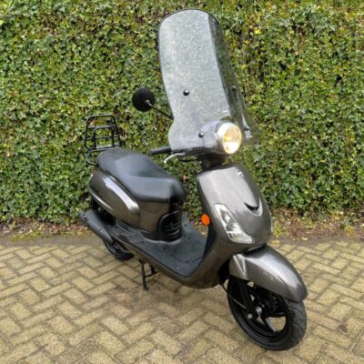 SYM Fiddle 2 45km Porsche Agaat SMOKE Windscherm E4 BETAAL met in3