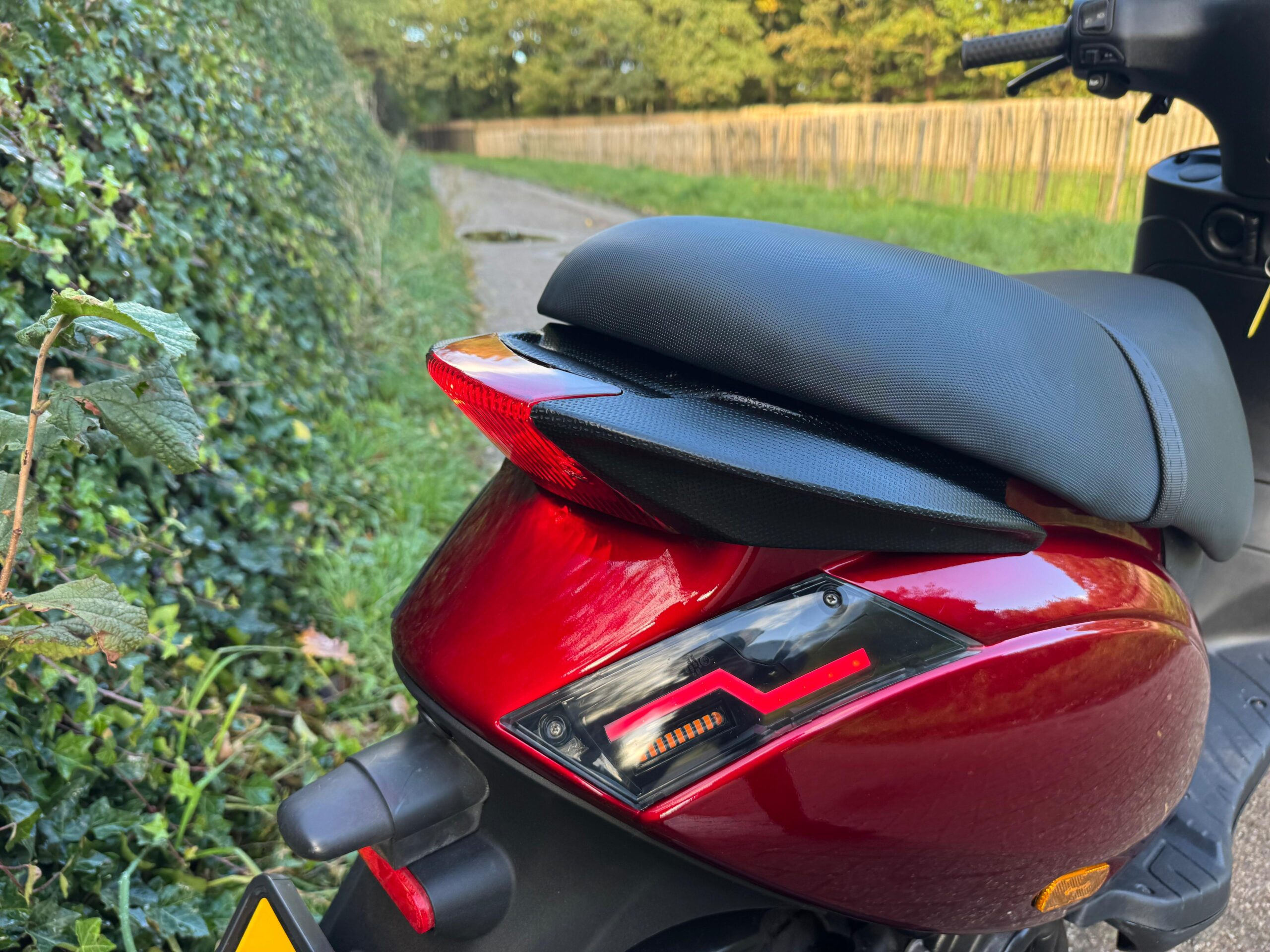 Piaggio Zip SP Candy RED POWER1 LED EVO-1 E4 BETAAL met in3 - Afbeelding 2