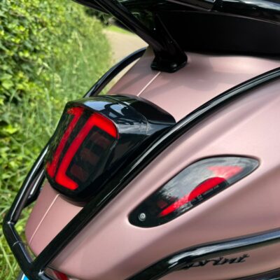 Vespa Sprint ROSE GOLD Scooter Windscherm BETAAL met in3