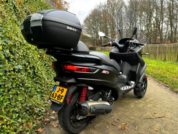 Piaggio 500 MP3 HPE Sport SLECHTS 4.000km AKTIE AUTORIJBEWIJS - Afbeelding 2