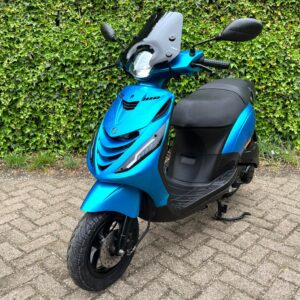 Piaggio Zip SP E4 45km Alpha LED ICE Candy BLUE BETAAL met in3
