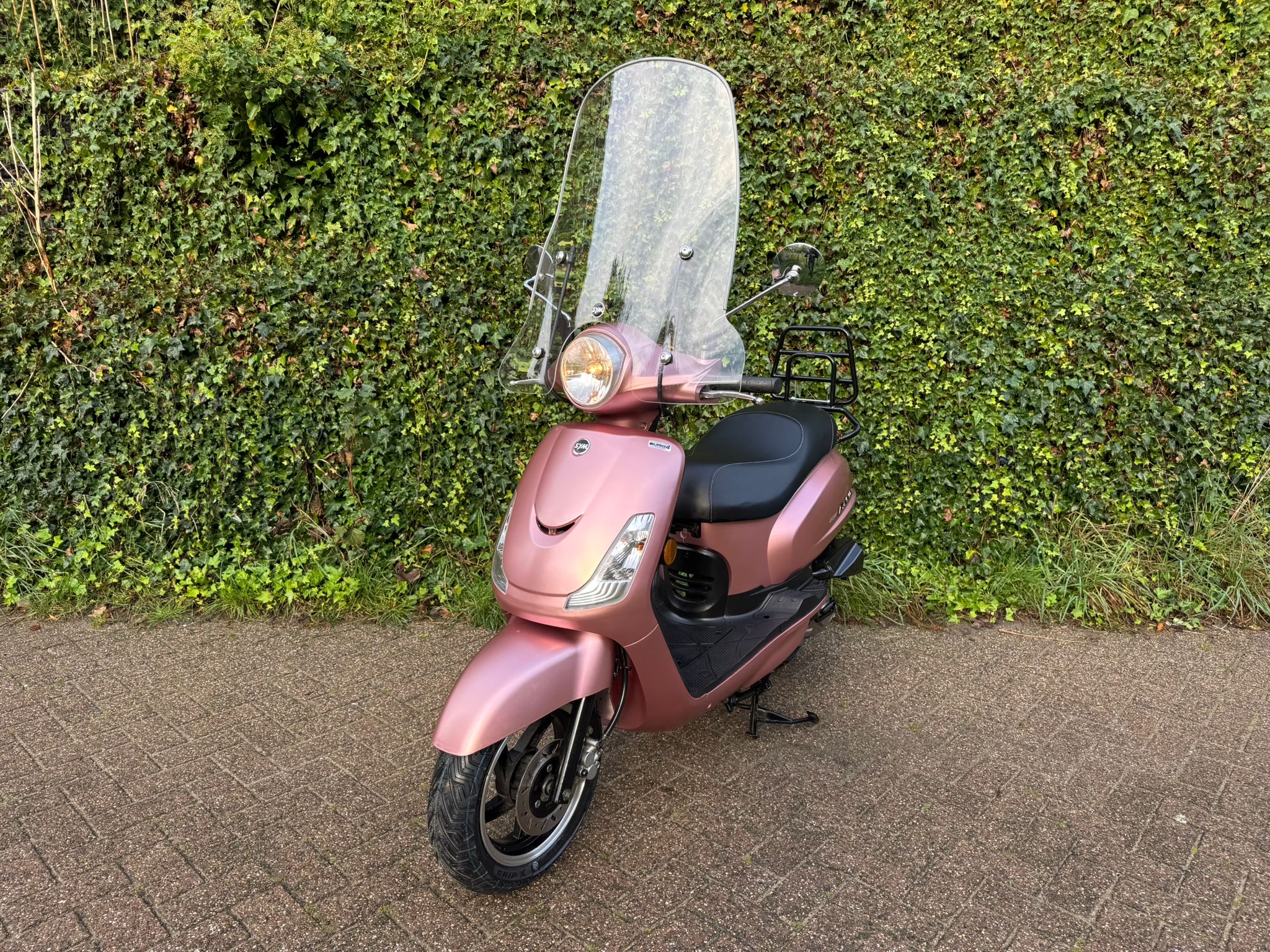 SYM Fiddle 2 EURO4 Scooter Rose Gold BETAAL met in3