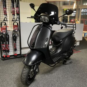 Vespa Sprint NOTTE 45km FULL OPTIES BETAAL met in