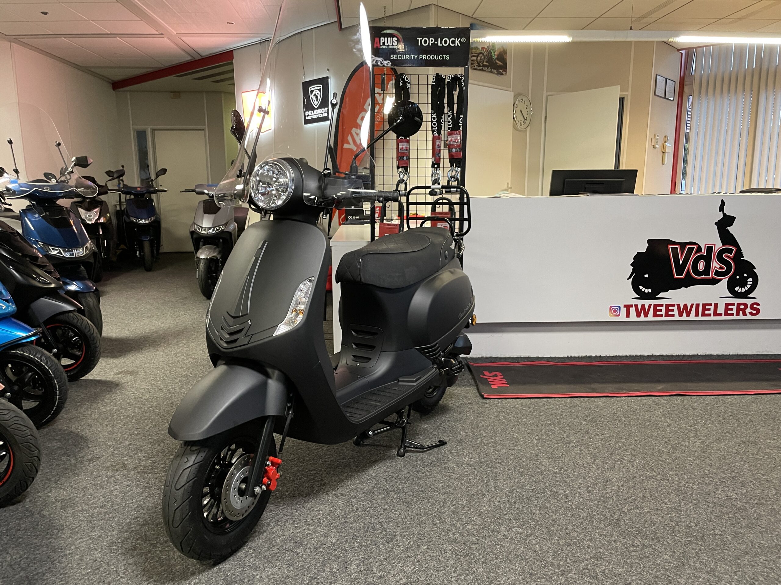 DJJD Cashmere i MAT ZWART Windscherm EURO5 BETAAL met in3 - Afbeelding 5