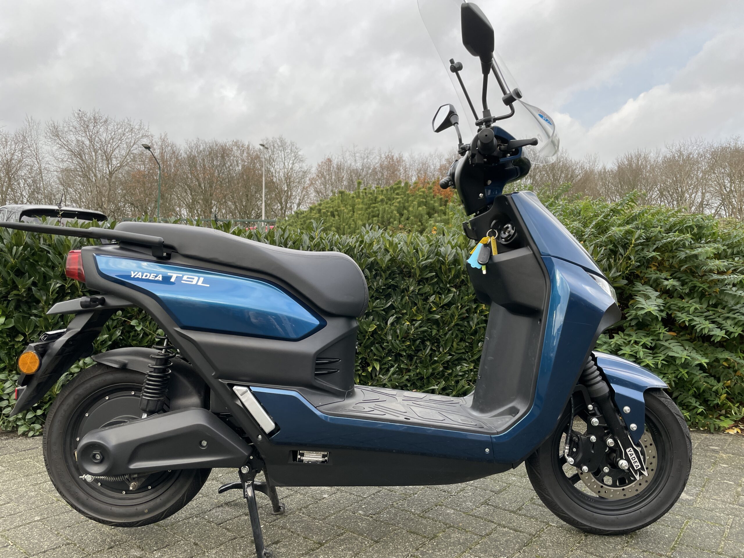 Yadea T9L 45km Scooter DEMO Windscherm BETAAL met in3 - Afbeelding 2