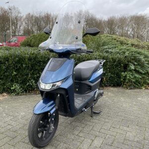 Yadea T9L 45km Scooter DEMO Windscherm BETAAL met in3