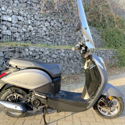 SYM Mio 50i MAT GRIJS WINDSCHERM BETAAL met in3