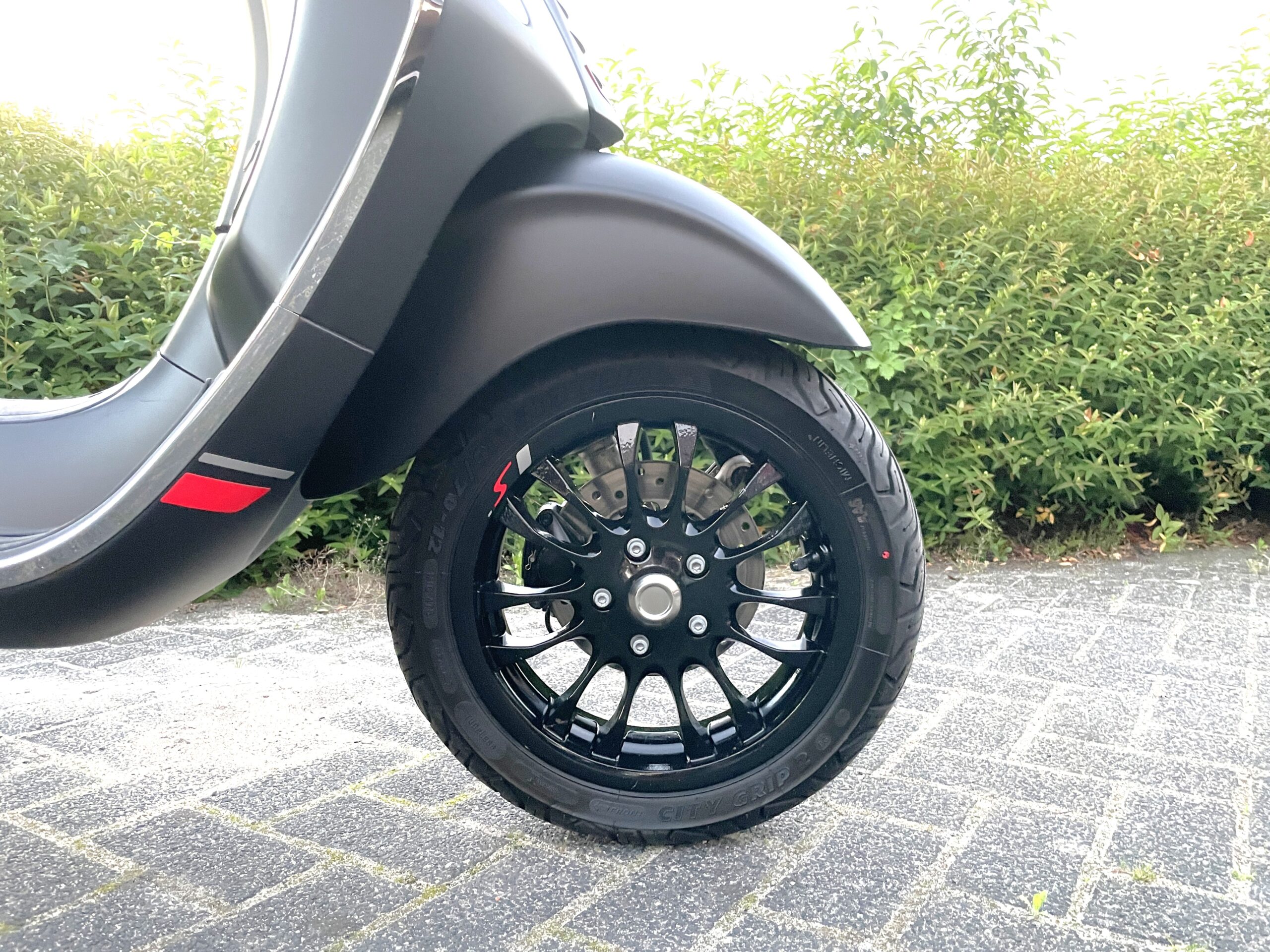 Vespa Sprint S 50 Sprint 50 45 km E5 MAT ZWART BETAAL met in3 - Afbeelding 3