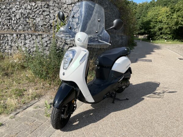 Sym Mio i Windscherm Scooter Euro5 BETAAL met in3