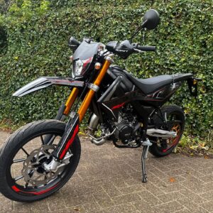 Rieju MRT SM Pro E5+ NIEUW Zwart/Rood AKTIE BETAAL met in3