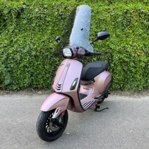 Vespa Sprint CUSTOM ROSE GOLD 45km BETAAL met in3