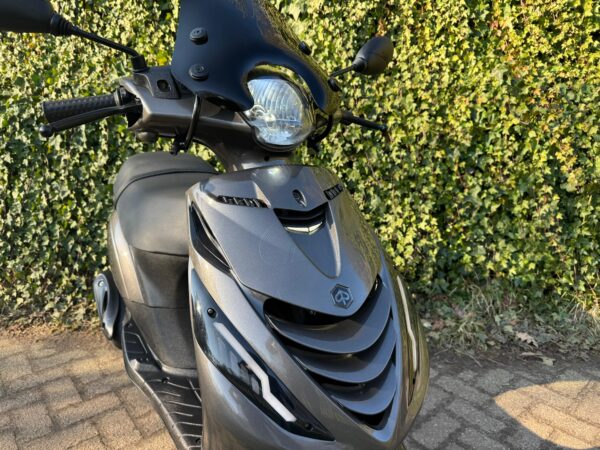 Piaggio Zip SP PORSCHE AGAAT ALPHA LED 45 km BETAAL met in3 - Afbeelding 4