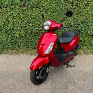 SYM Fiddle 2 45 km EURO4 Scooter RED Metallic BETAAL met in3