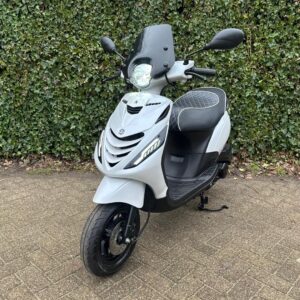 Piaggio Zip SP Pearle White VW GTI Alpha Matrix 45km EURO5 BETAAL met in3