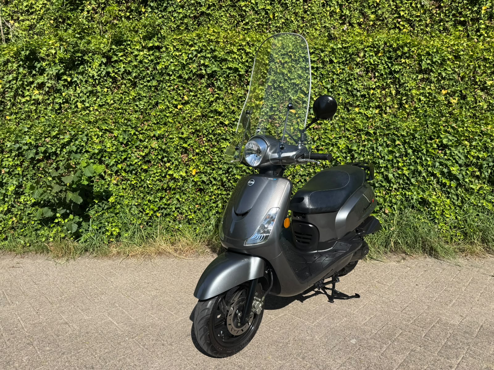 SYM Fiddel 2 EURO5 Iron Grey Windscherm BETAAL met in3